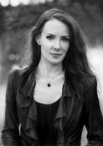 Simone Simons