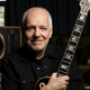 Articulo-Peter Frampton rompe un silencio de 15 años con «Carry the Light»